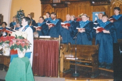 41-5-Liz-02-2003-Christmas-Jane-singing-with-choir